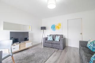 Mar Gardens - Modern 2 Bedroom Home - 7