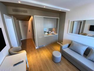 Premium Apartments On First Line - 4