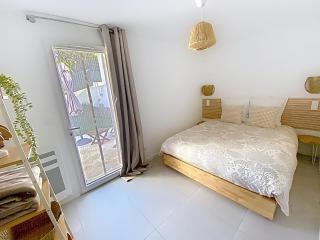 Le Romarin Bas de villa T2 avec jardin et parking au pied de la Forêt - 2