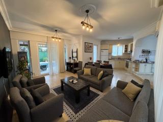 Private Pool Villa-5 Minutes to The Land of Legends-Secluded - 3