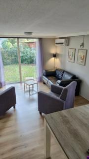 Cosy chalet Veluwe with a spacious garden and veranda - 3
