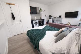 The Emerald Studio - 5