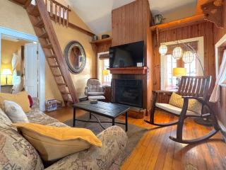 Little Chateau Cottage - 6