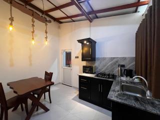 HIKKA CALM PLACE New - 3