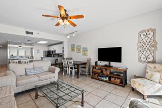 Oceanfront Condo 812 by Sterling Sands - 7