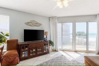 Oceanfront Condo 201 3BR by Sterling Sands - 5