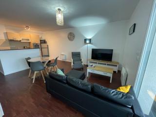 Bel appartement en résidence - parking gratuit - 5