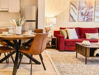 Luxurious 1BR Yas Stay, F1, Airport, Yas Mall, BC - 0