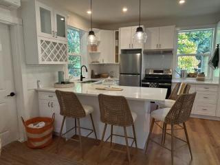 Retreat to Quail Cottage - 9