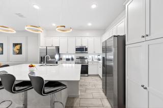 Huge Family Home Sleeps 26 VPR105 - 1