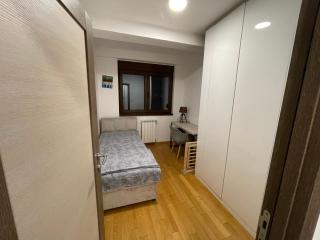 I&I Apartments III - 4