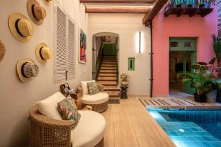 Casa AcoModo Casco Viejo 6BR Mansion w Pool - 2