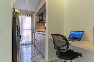 loft 72 holiday inn medellin - 9