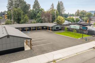 Fresh Modern Retreat 5 Min to CDA Lake And Vibrant Downtown - 2