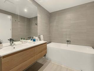 Brand New Queenstown Escape Luxury 3Bed Home - 2