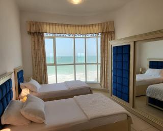 Beach view furnished apartment - 0