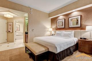 Signature 2Br3Ba balcony combo units 34-602 and 04 - 2