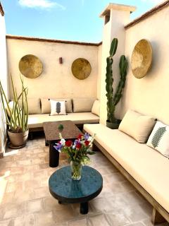 Riad chic & intimiste, piscine chauffée, ptit dej - 5