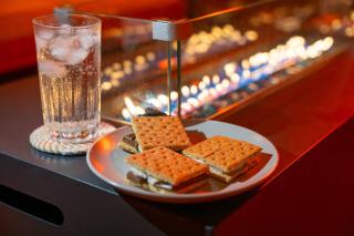 Spacious 1 Bedroom Unit with a Fire Pit in the Private Backyard - 0