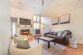 Lake & Mountain Resort Escape-Pools, Golf, Boat - 8