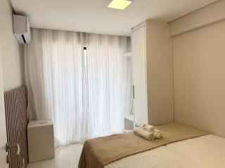 Apartamento Novo e Decorado com Vista Mar - 3