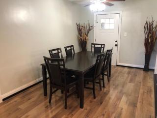 Spacious 5 Bedroom Home in Decatur Near Downtown Atlanta Ideal for Families & Groups - 7