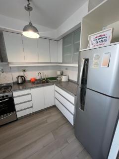 Depto 2 amb con balcon, muy buena ubicacion - 6