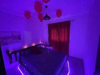 Luxury Jacuzzi Apartment with Romantic Decoration - Fez - 1
