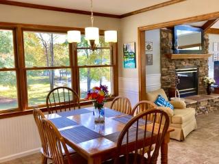 Deep-Water Keowee Lakefront, Dock, Deck, Kayaks - 2