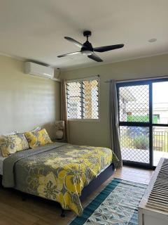 Beach House - Maninoa - 1