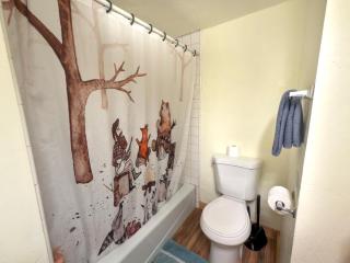 Inside Yosemite Park-Cozy Corner Unit-Sleeps 2 - 2