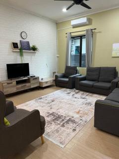 2 Storey 5 Room Semi-D Homestay Nilai and KLIA, F1 Sepang with Pool - 7