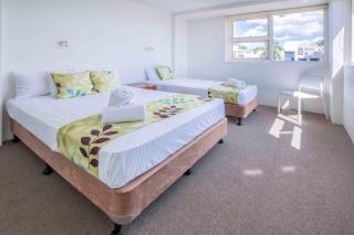 84 The Spit Holiday Apartments - 6