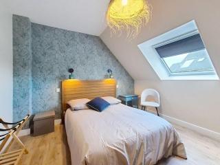 Appartement Duplex 46m² - Centre-ville, Parking - 2 pièces - FR-1-478-330 - 2