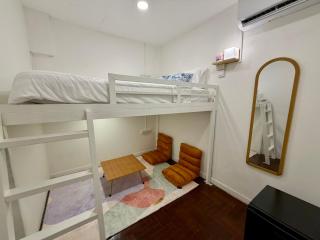 Comfy Crib Hostel 2 - 8