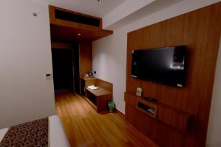 Hotel Sky International - 4