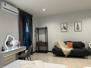 Thai Erawan Jomtien Beach Pool Resort Villas By Hiii - 9