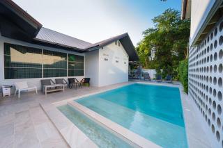 Thai Erawan Jomtien Beach Pool Resort Villas By Hiii - 7