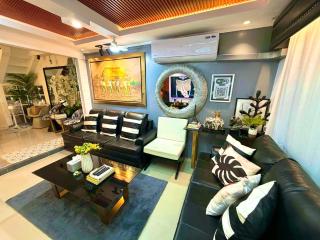 Full House The White Haven in Clark - 5