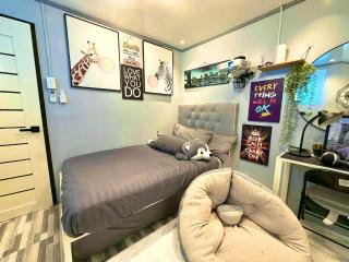 Gray Room The White Haven In Clark - Angeles - 5