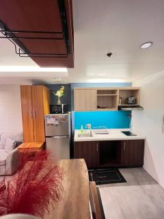 1 bedroom Service Aprtmnt 2pax allows other 4pax 25011 in Cubao Quezon City - 7