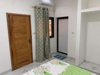 Modern studio close to the TER train station - 7