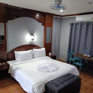 The Guest House - Apartment - 9