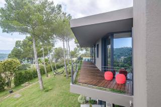 FRGK TTWHYNOT Luxury Contemporary Villa Pool, Garden & Ultra-Fast Wi-Fi - 8