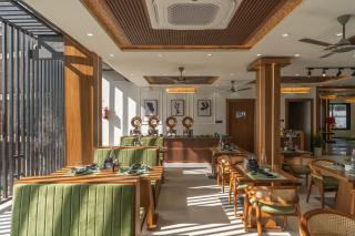 Perfectstayz Premium Kapilaz with Rooftop Pool & Cafe, Bhimtal - 4