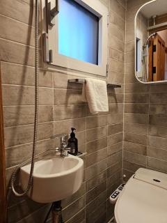 Chaehyodang Hanok Stay - 8