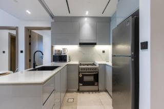 Livbnb-Classy 2B with Jacuzzi & BurjKhalifa View - 8