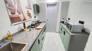 Lakshaura Service Apartment - 8