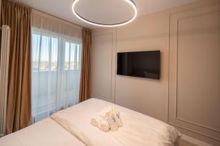 Mazi apartament in Odyssey Spa pool resort-parking - 1