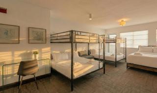 Ocean Drive Apt with Balcony & Rooftop Pool - 2